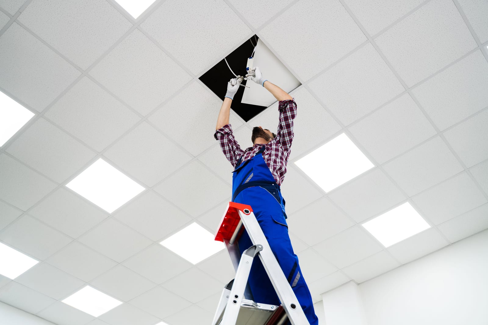 How to produce accurate lighting estimates